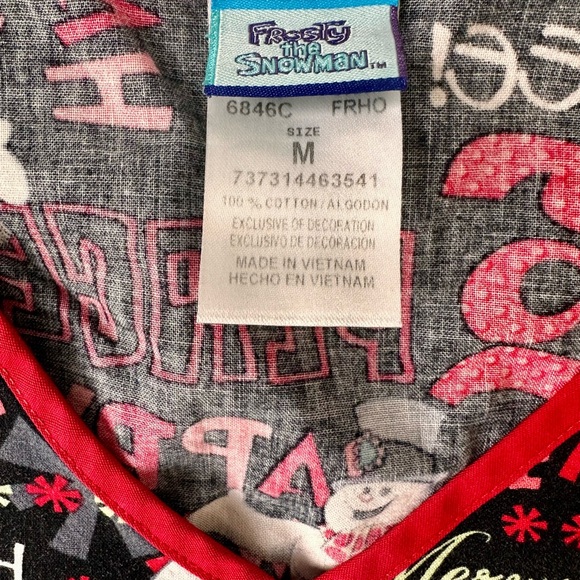 Frosty the Snowman scrub top size medium - Picture 2 of 3